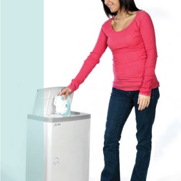 Commercial Diaper Pail - 13 Gallon Capacity - Odor Free Janibell - Picture 3 of 8